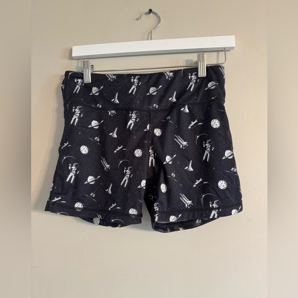 I AM BECOMING SPACE SHORTS - Picture 2 of 5